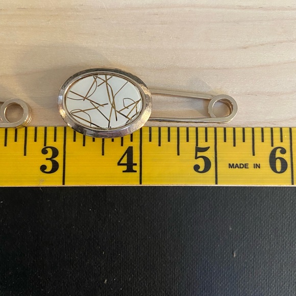 Vintage Cuff Links/Matching Loop Tie Pin/Extra Tie Pin Included - Picture 8 of 8